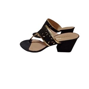 Biondini leather cutout handmade heeled thong sandals size 8